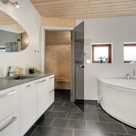 Cozy In With Sauna Holiday home